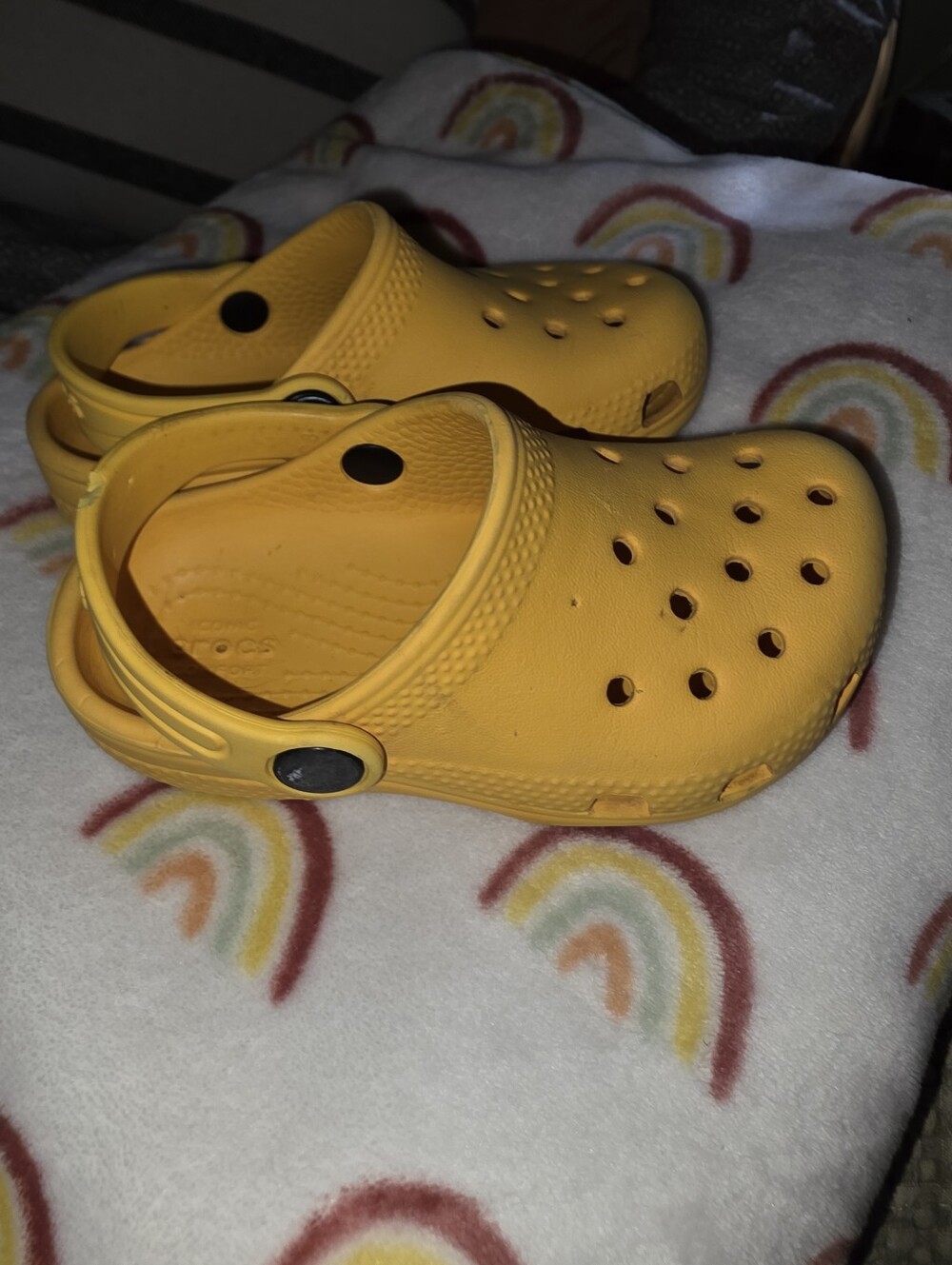 Yellow crocs Size 8 Toddler - Picture 3 of 7